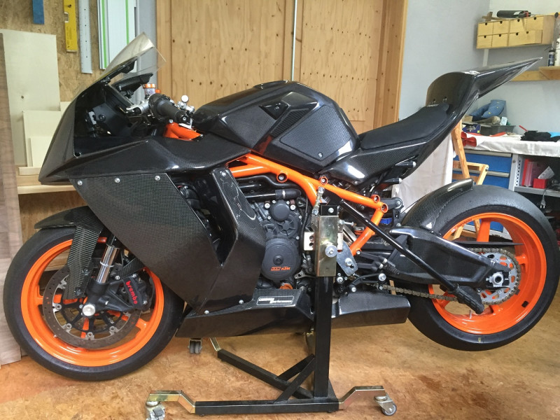 ktm_carbon_klein.jpg