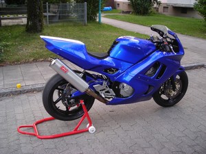 R4F8.jpg