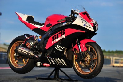 R6.jpg