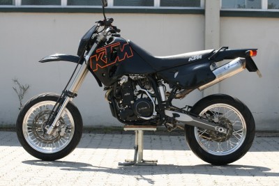 2009 - KTM LC4