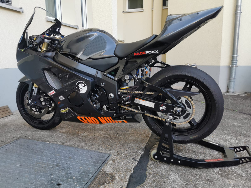 GSXR 750 K4