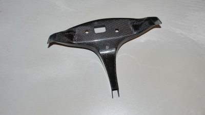 GXS-R_XXX_2001-2002_K1-K2_Carbon_Verkleidungshalter_RaceMoto_050.jpg