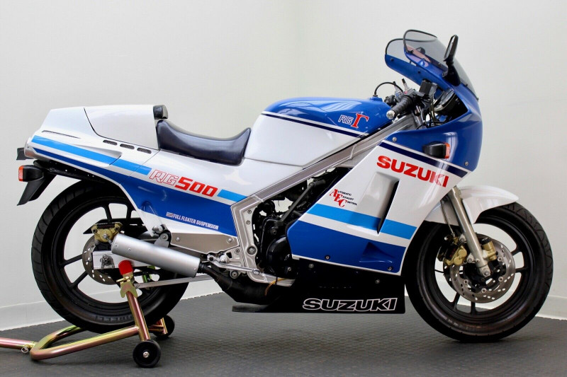 20191130-1986-suzuki-rg500-gamma-right.jpg