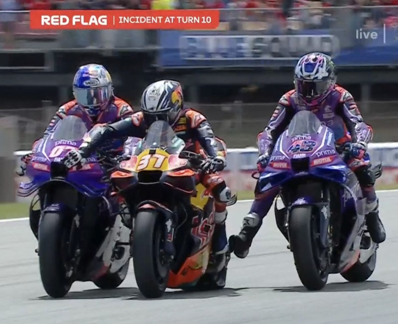 MotoGP_2026-05-17_Acosta-Taxi.jpg