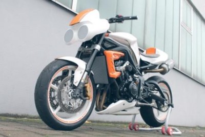 streettriple1.jpg