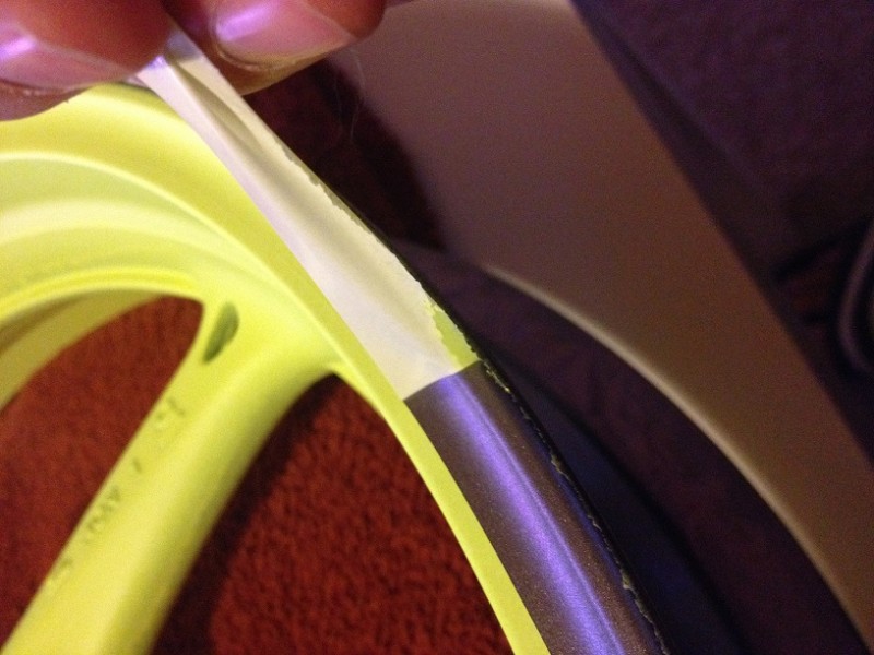 Ränder abschneiden ( für besseren halt der Wheelskinzz)