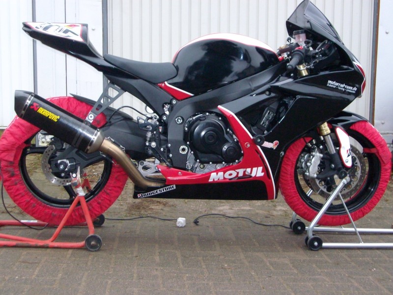 Gsxr 750 L3 fertig Jan 14 011.JPG