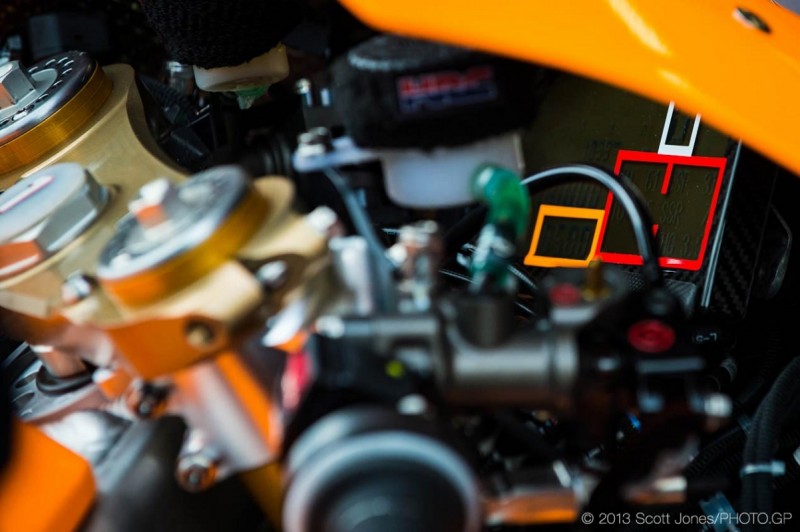 Honda-RC213V-cockpit-MotoGP-Scott-Jones.jpg