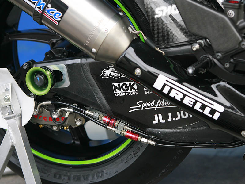 zx10r_2013_wsbk_sykes-4.jpg