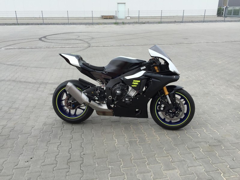 K1600_1.JPG