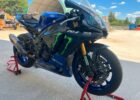 Yamaha R1 RN49