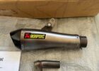 Akrapovic Titan-Schalldämpfer (65 mm) inklusive DB-Killer