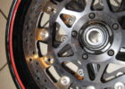 Ducati Panigale Felgen mit Scheiben.