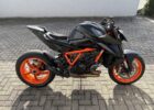 KTM Superduke 1390 Racing