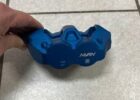 BMW M1000RR K66 Modell 2023-2024 Bremssattel in FR rechts NEU