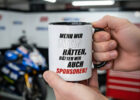 Vollgas am Morgen: Personalisierte Motorrad-Tasse mit Spruch & Startnummer und Motiv!